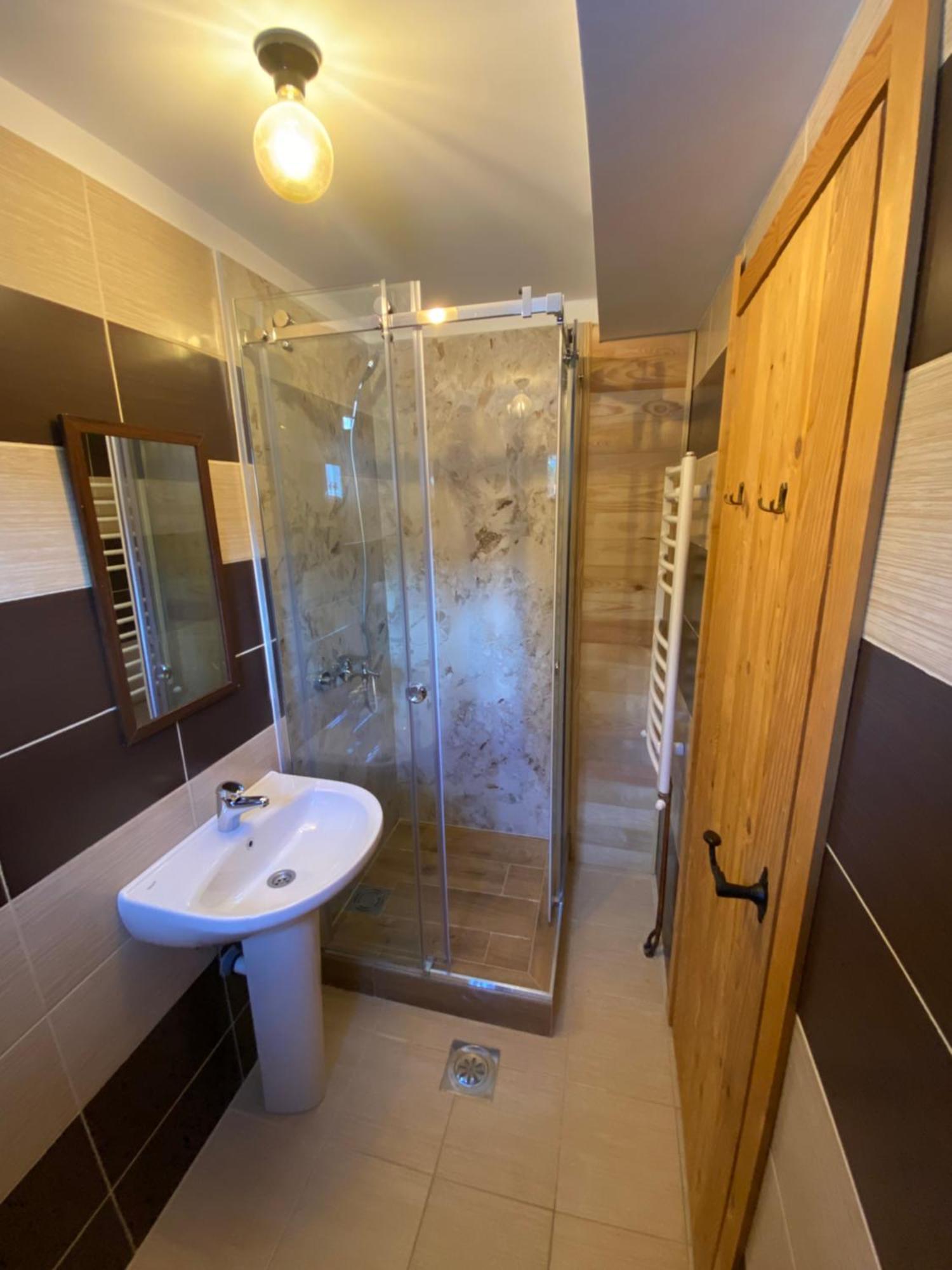 Pubhouse & Rooms Pahulja Kolasin Exterior photo